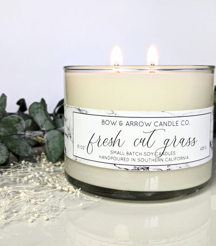 Fresh Cut Grass 15 oz Double Wick Candle